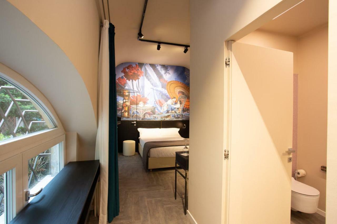 Theatrum Rooms And Suite Verona Esterno foto